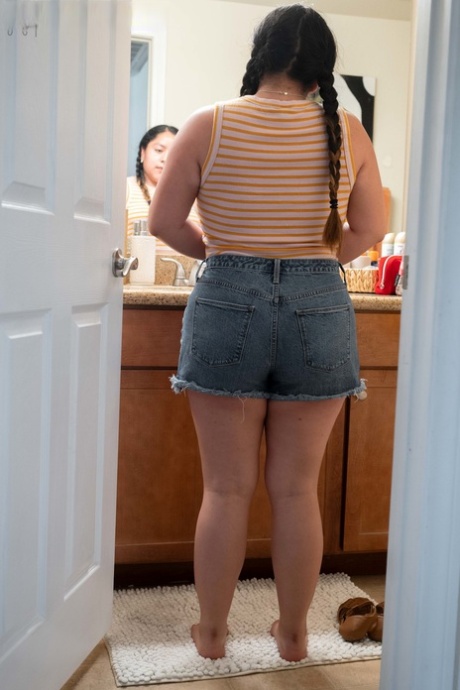 Chubby authentic Lola L shows her hairy femininity & her big curves while dressing