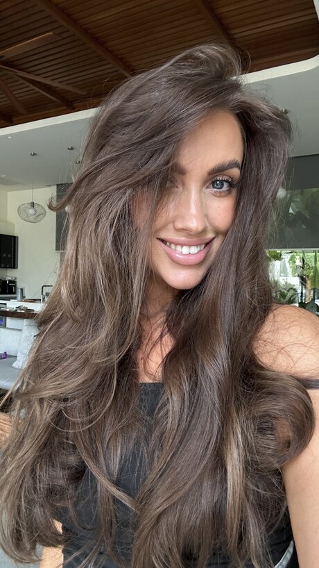 OnlyFans Luxury Girl ADULT featuring Luxury Girl ADULT Natural Pictures