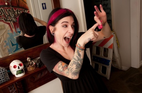 POV oral pleasure and femininity banging with alluring inked girl Veruca James