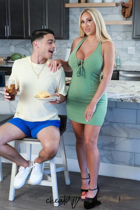 Dating My Stepson Brianna Coppage, Leo Valentino