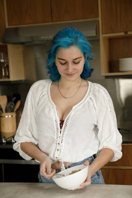 Authentic babe Skye Blue reveals her hypnotizing big breasts and poses