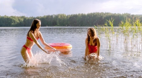 Naughty Mag featuring Margo Von Teese, Simona Artistic Pictures