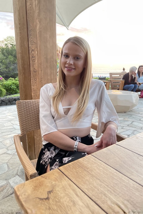 ATK Petites featuring Paris White Natural Photos