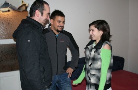 Czech newbie Silvia Palma lets a stranger passionate her in front of her cuckold