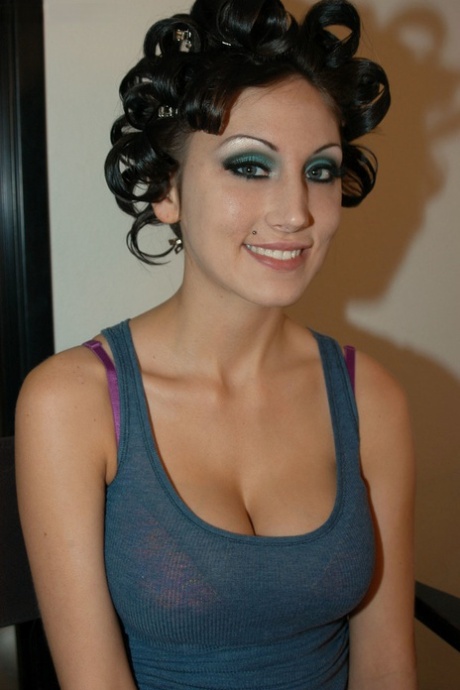 Brunette chick Mindy Main gets a makeover before a 3some with the Madisons