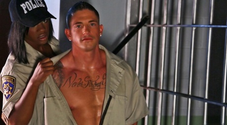 Ebony femdom gives some pegging pleasure and gets fucked back