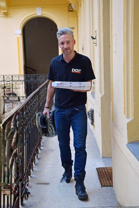 Horny young adult seduces the pizza delivery man for intimacy in her parent's bed