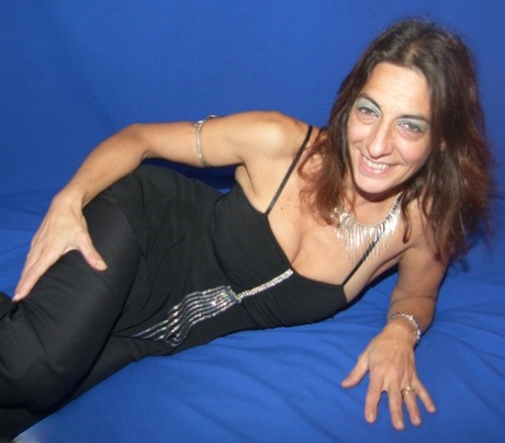 Brunette first timer with saggy breasts sucks a manhood before riding on top