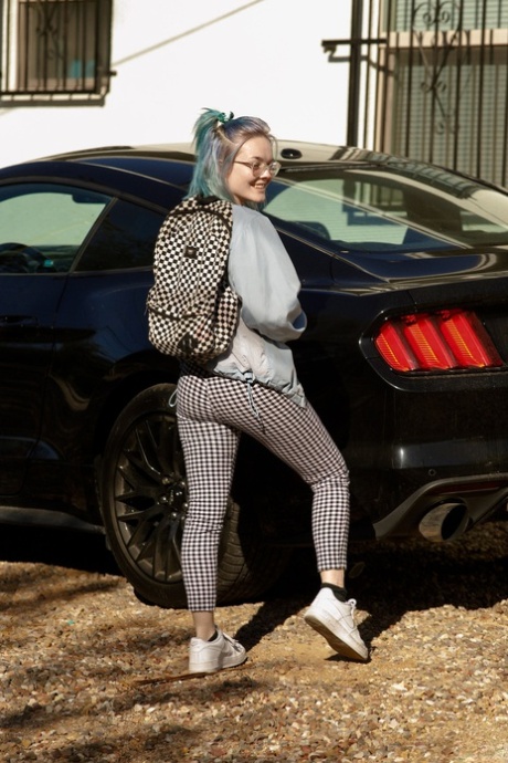 Beautiful naughty babe Vonnie Bean shows her juicy breasts in public & on her bed