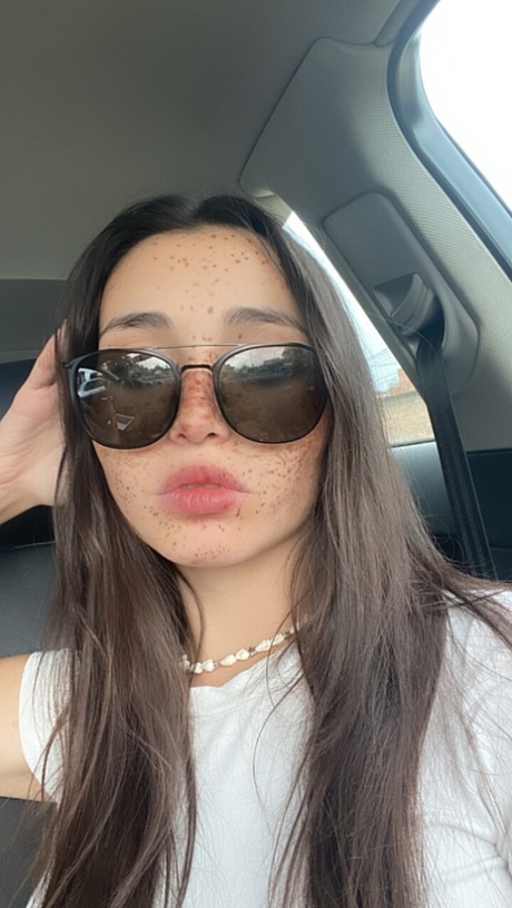 OnlyFans Maria Luna 18 performed by Maria Luna 18 ADULT Pics