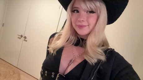 OnlyFans Yumi Puffs starring Yumi Puffs Artistic Pictures