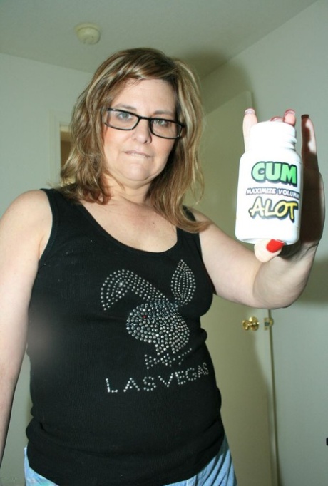 Horny fatty in glasses gives POV oral pleasure and gets her face drenched in climax