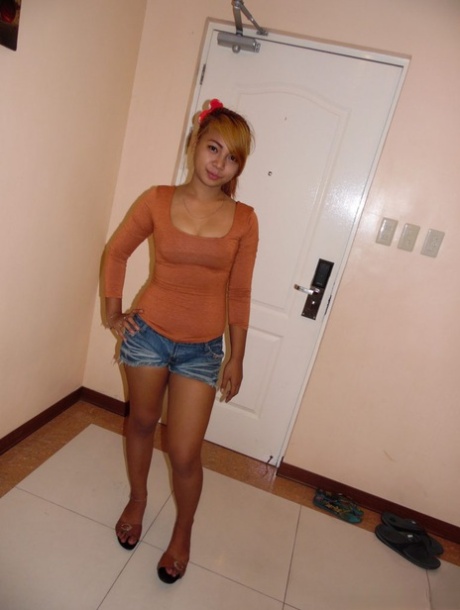 Cute young Filipina Jessica gives POV oral pleasure offers hairy femininity for hard manhood