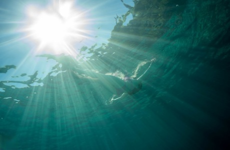 Chubby authentic MATURE WOMAN Mackenzie Page poses in her lingerie & teases a young adult boy