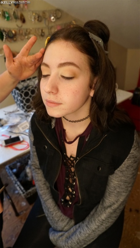 Sweet brunette young adult with big titties Amilia Onyx strips and poses natural