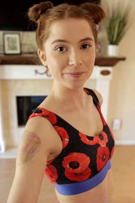 Petite Pepper Hart splits her pants & stepdad splits her buns in anal intimacy yoga