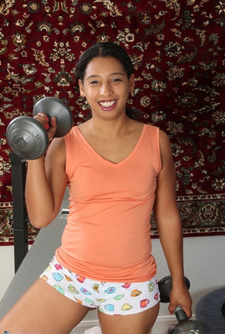 30 plus Latina female Theresa Long parts her beaver after getting natural