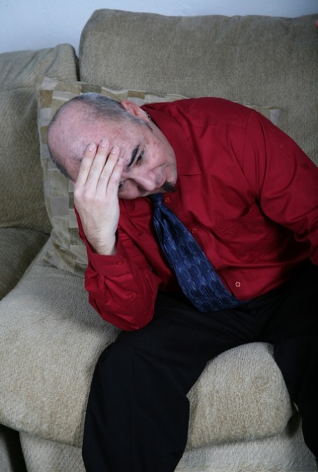 Huge boobed young adult Cindee protects her dad by fucking muscular black dude