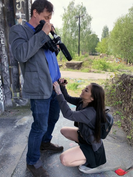 Brunette exhibitionist Lullu Gun exposes herself before having intimacy in public