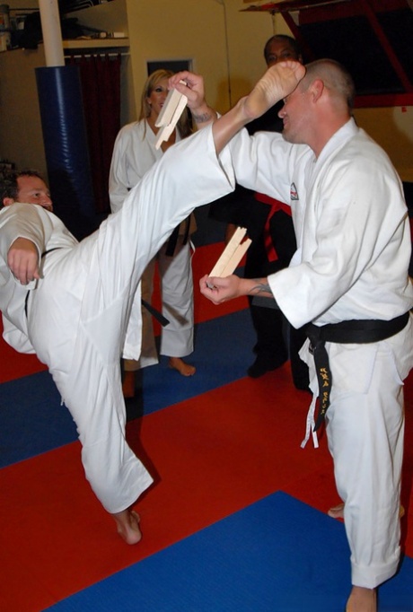 Martial arts workout ends up with intimacy with famous busty mature woman