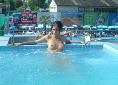 Authentic girls takes artistic selfshots and partake in explicit intimacy acts