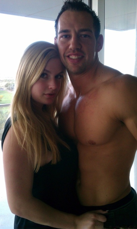 Blonde authentic Danielle takes non artistic selfies of her daily life