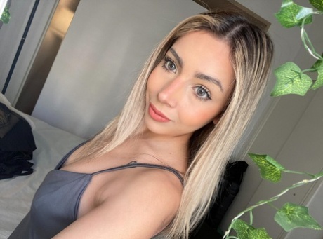 OnlyFans Its Chloe Monroe featuring Its Chloe Monroe Artistic Images